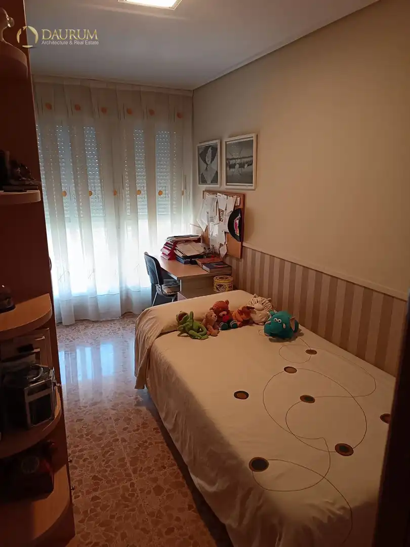 Bedroom of Duplexes for sale in Pobles de l'Oest