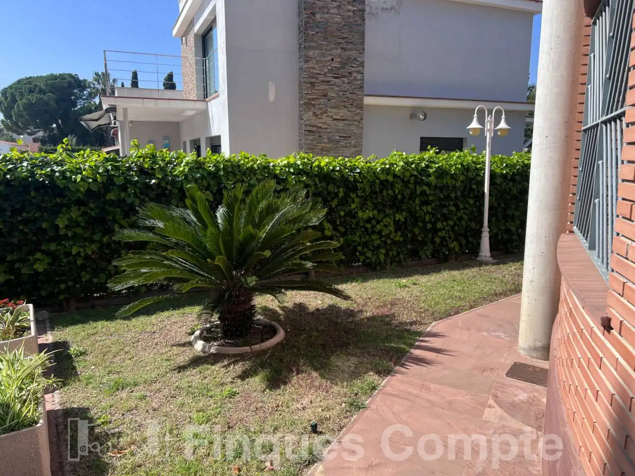 Houses for sale in Calle Montblanc, Roda de Berà
