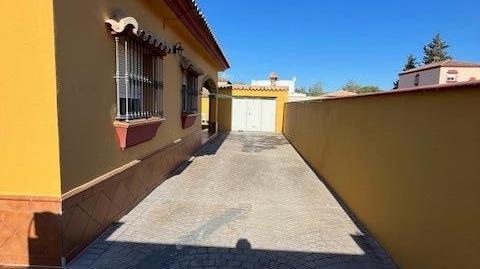 Foto 5 de Casa o xalet en venda a Las Lagunas - Campano, Chiclana de la Frontera