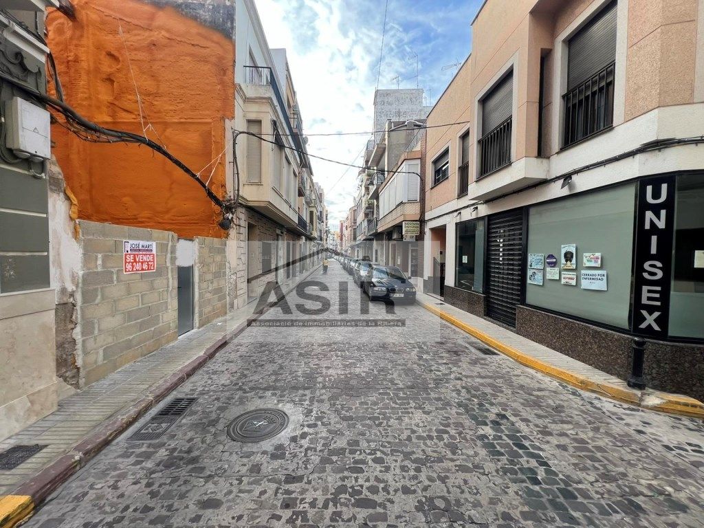 Exterior view of House or chalet for sale in Alzira