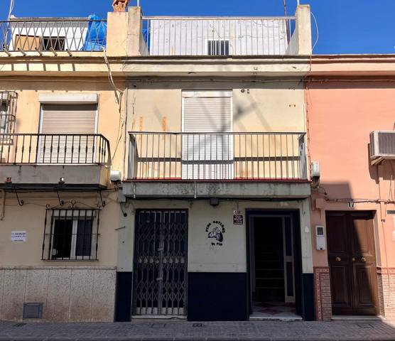 Casa adosada en Venta en Morón de la Frontera