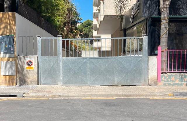 Garaje en Alquiler en Carrer de Murillo, 3 en Mar i Camp - Platja dels Capellans