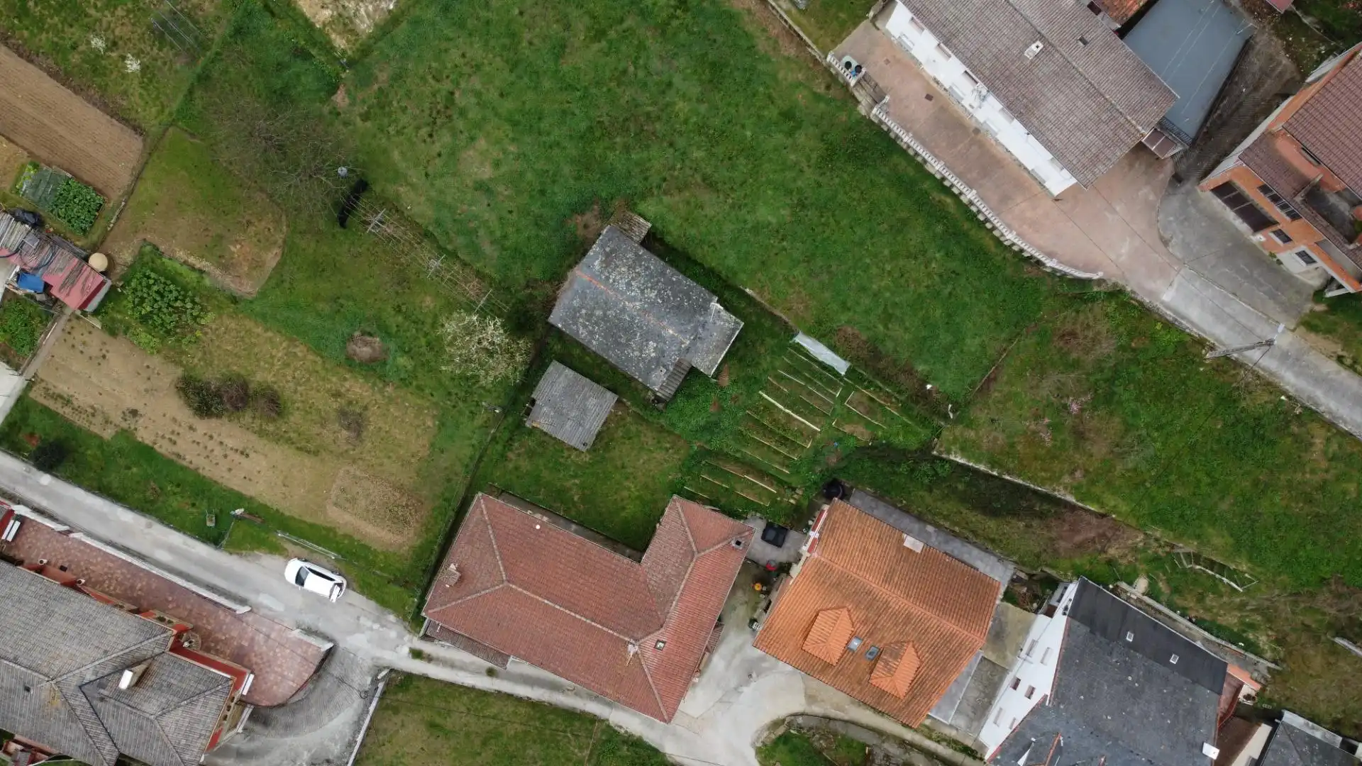 Casa o xalet en venda en Cangas del Narcea amb Calefacció, Jardí privat i Terrassa