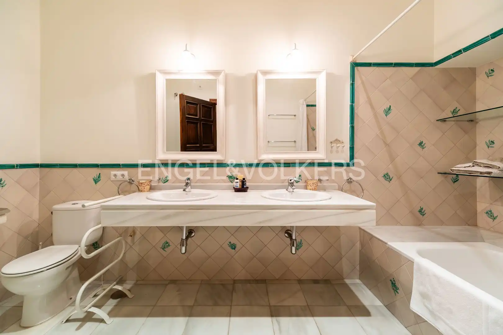 Baño de Casa o chalet de alquiler en Sanlúcar de Barrameda con Aire acondicionado, Calefacción y Terraza