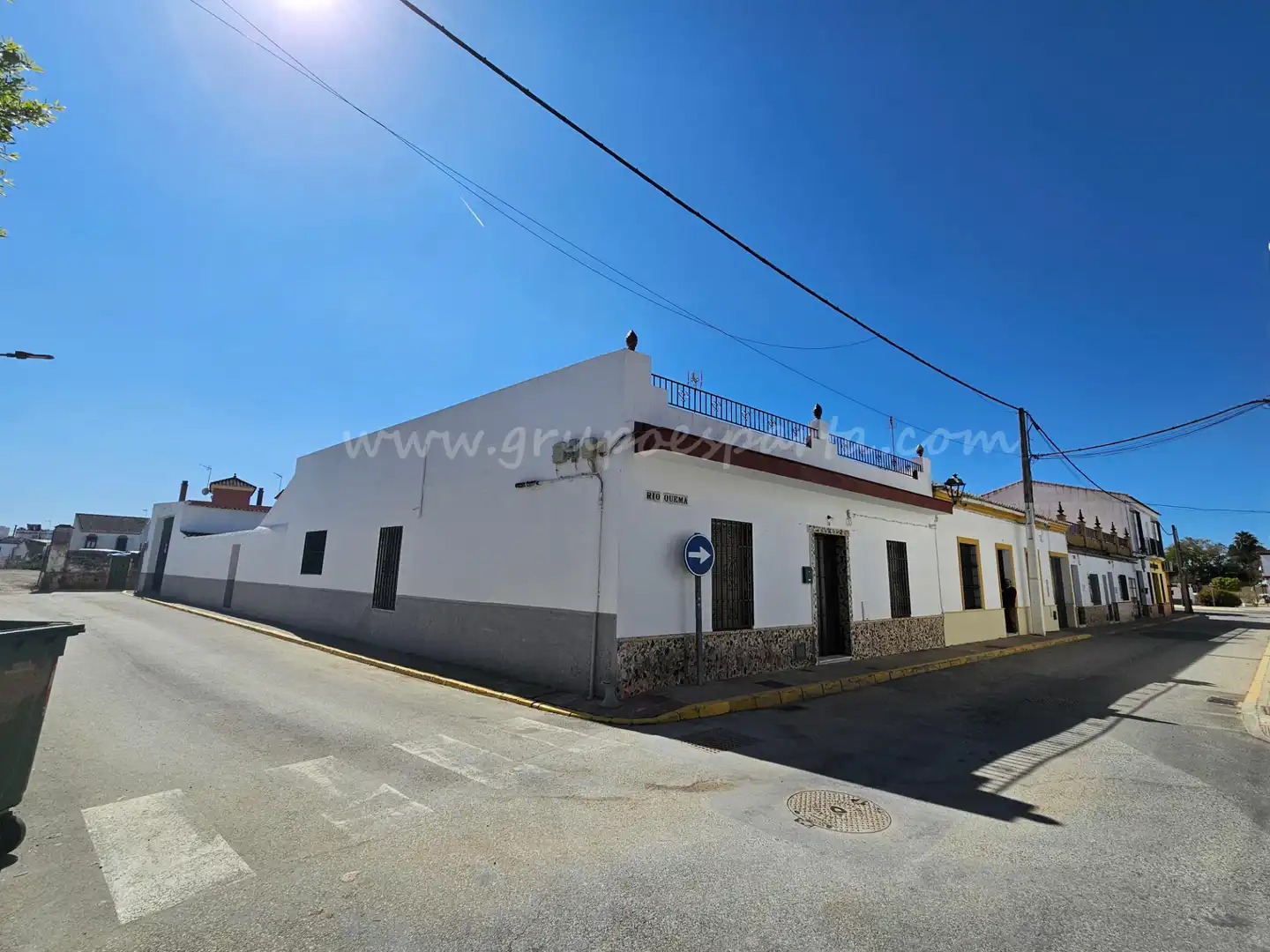 Exterior view of Detached homes for sale in Umbrete