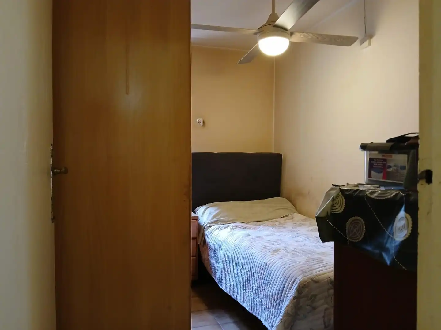 Habitación de Piso en venta en Terrassa con Alarma