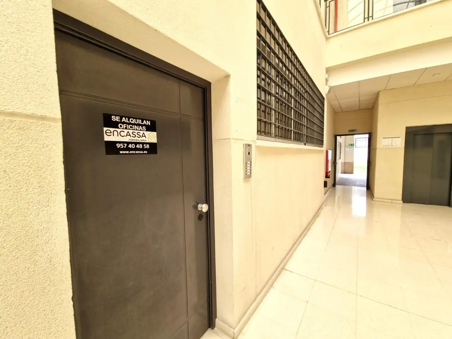 Oficina de lloguer a Parque Joyero Córdoba, imagen 16