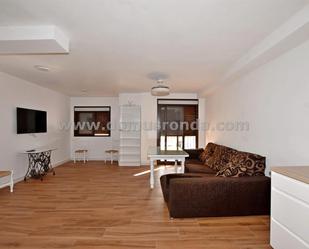 Living room of Flat for sale in Ronda  with Air Conditioner and Furnished