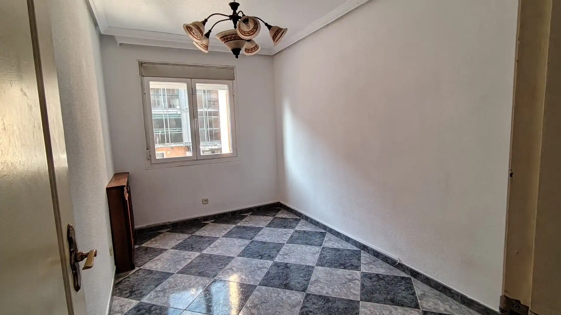 Bedroom of Flat for sale in Torrejón de Ardoz  with Heating, Terrace and Storage room