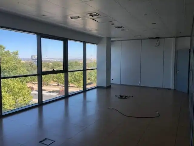 Oficina en venta en Madrid con Aire acondicionado, Trastero y Amueblado