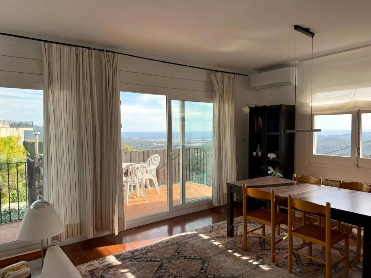 Menjador de Casa o xalet en venda en Lloret de Mar amb Aire condicionat, Calefacció i Jardí privat