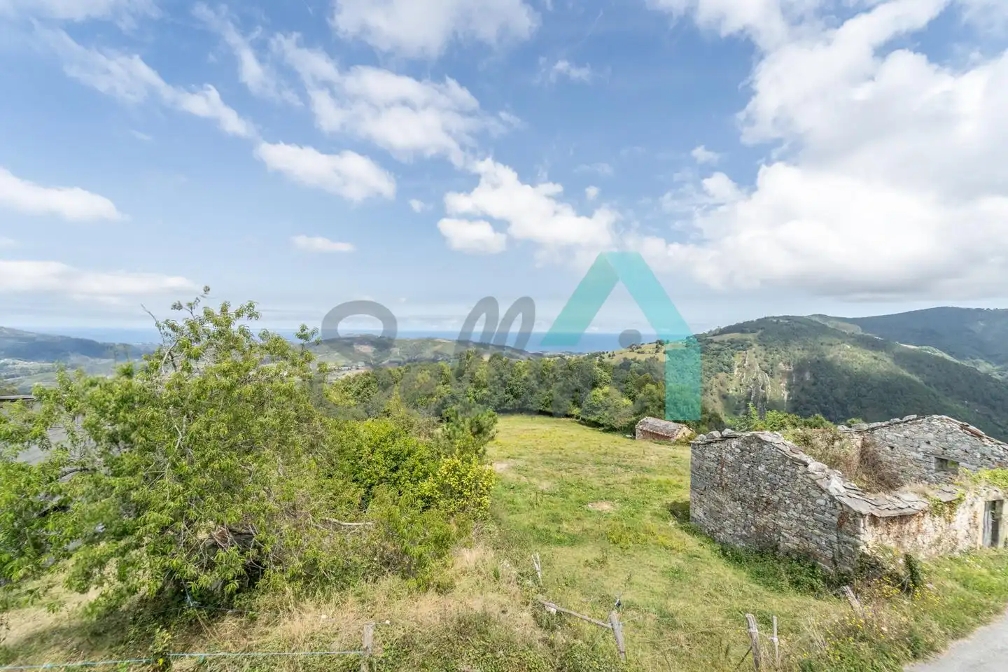 Houses for sale in La Cadorna, Valdés - Luarca