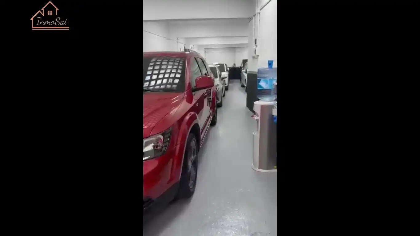 Parking of Industrial buildings for sale in Madrid
