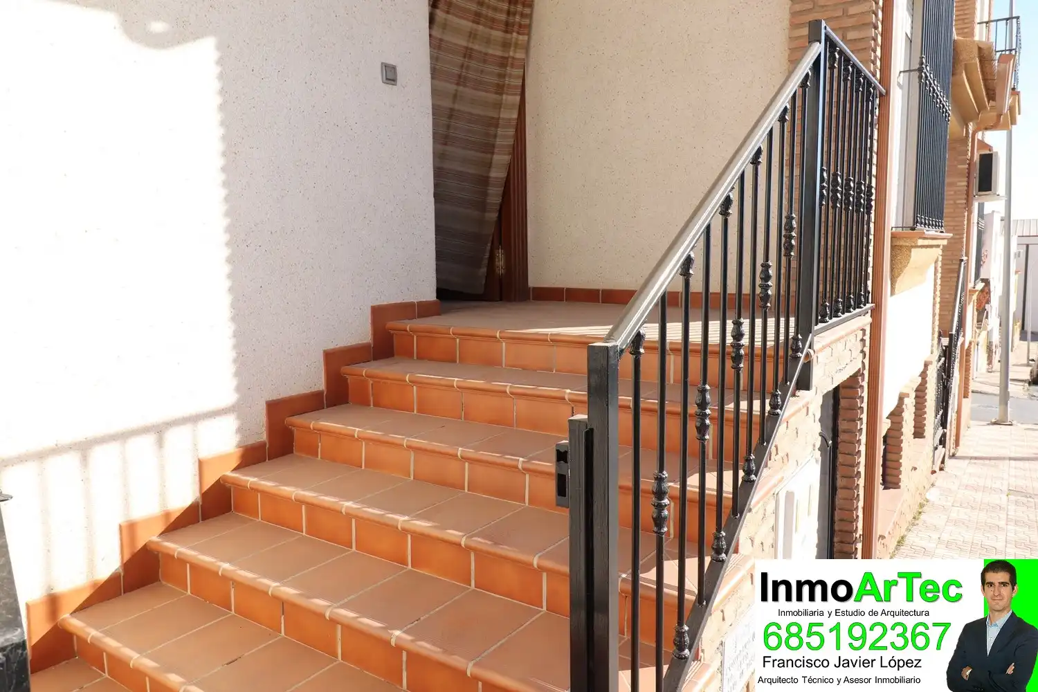 Terraced house with terrace for sale in Calle Cooperativa 7, imagen 2