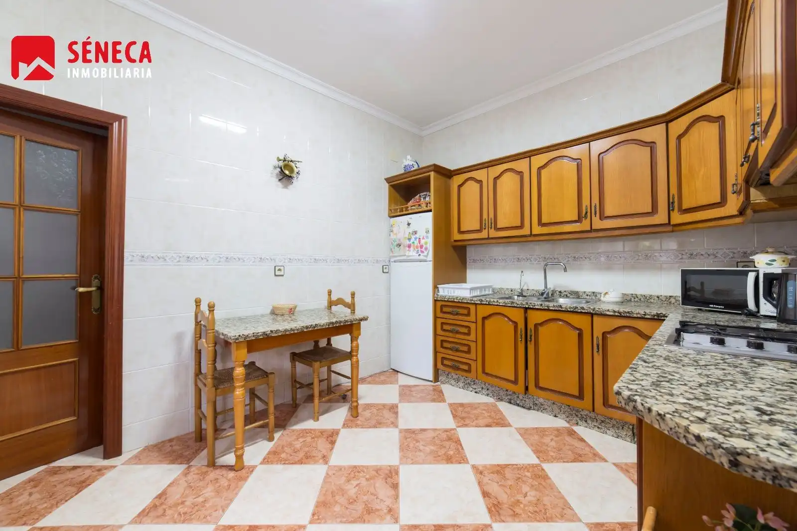 Wohnung zum Verkauf in MUSEO DEL PRADO, Fuente Palmera