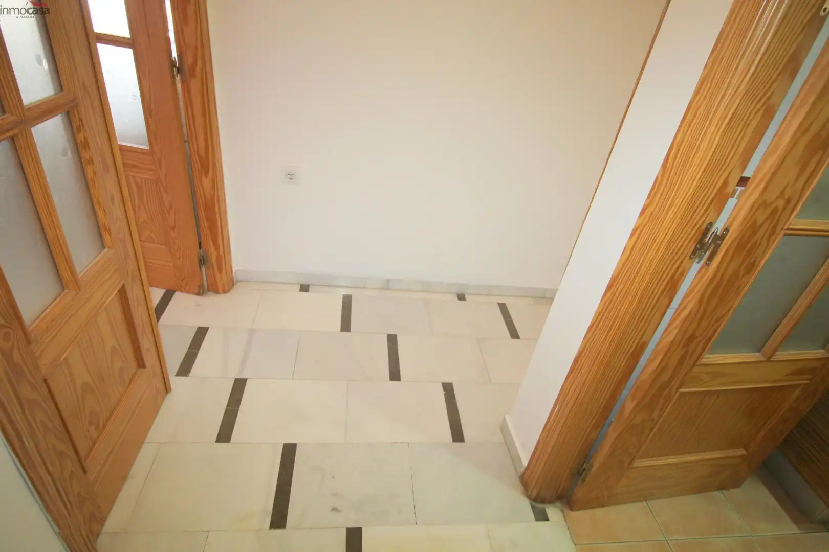 Piso de alquiler en Armilla con Aire acondicionado, Jardín privado y Amueblado