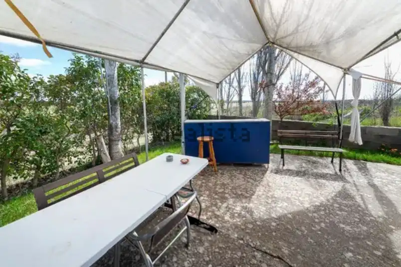 Terrassa de Casa o xalet en venda en Cistérniga amb Aire condicionat, Calefacció i Jardí privat