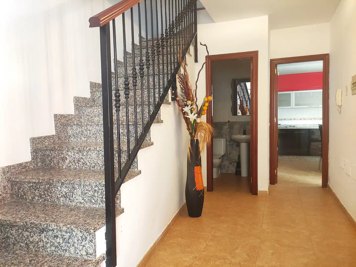 Detached homes for sale in Roquetas de Mar  with Terrace and Furnished