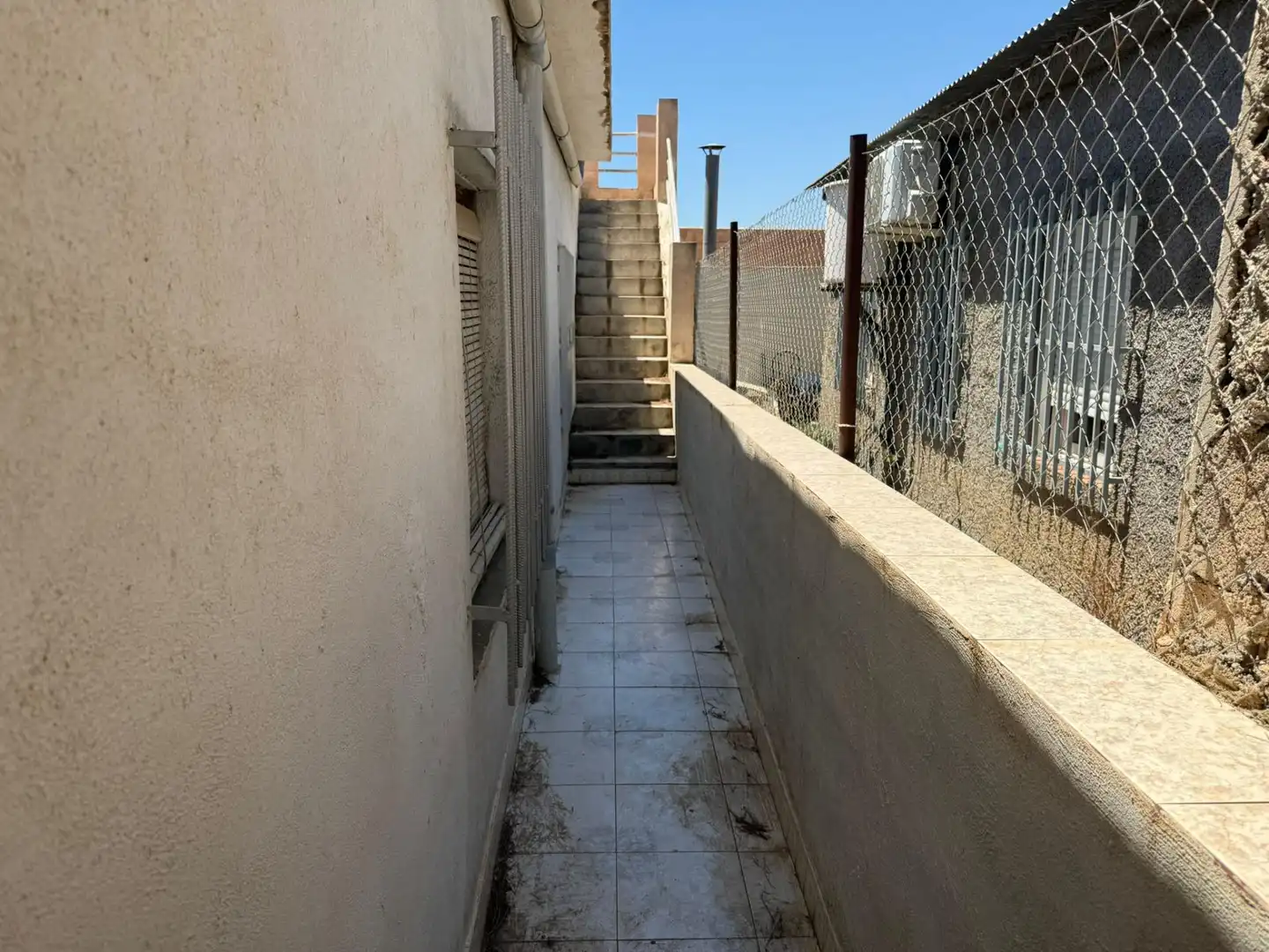 Außenansicht von Country house zum Verkauf in Águilas mit Terrasse und Schwimmbad