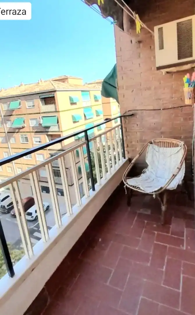 Terrassa de Pis de lloguer en Granada amb Aire condicionat, Calefacció i Moblat