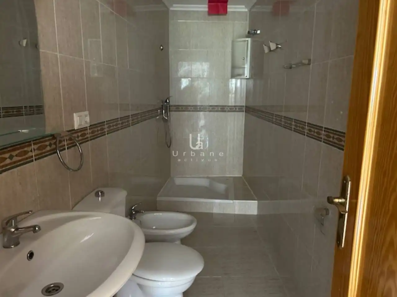 Baño de Piso en venta en Fortuna con Terraza