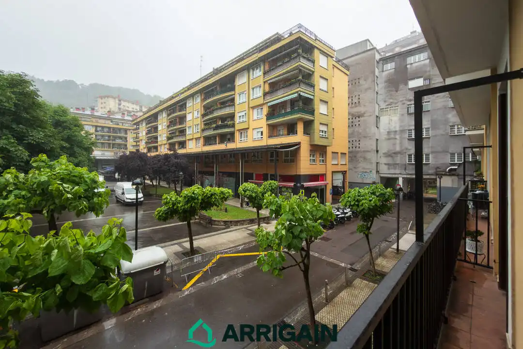 Vista exterior de Piso en venta en Pasaia con Calefacción y Balcón