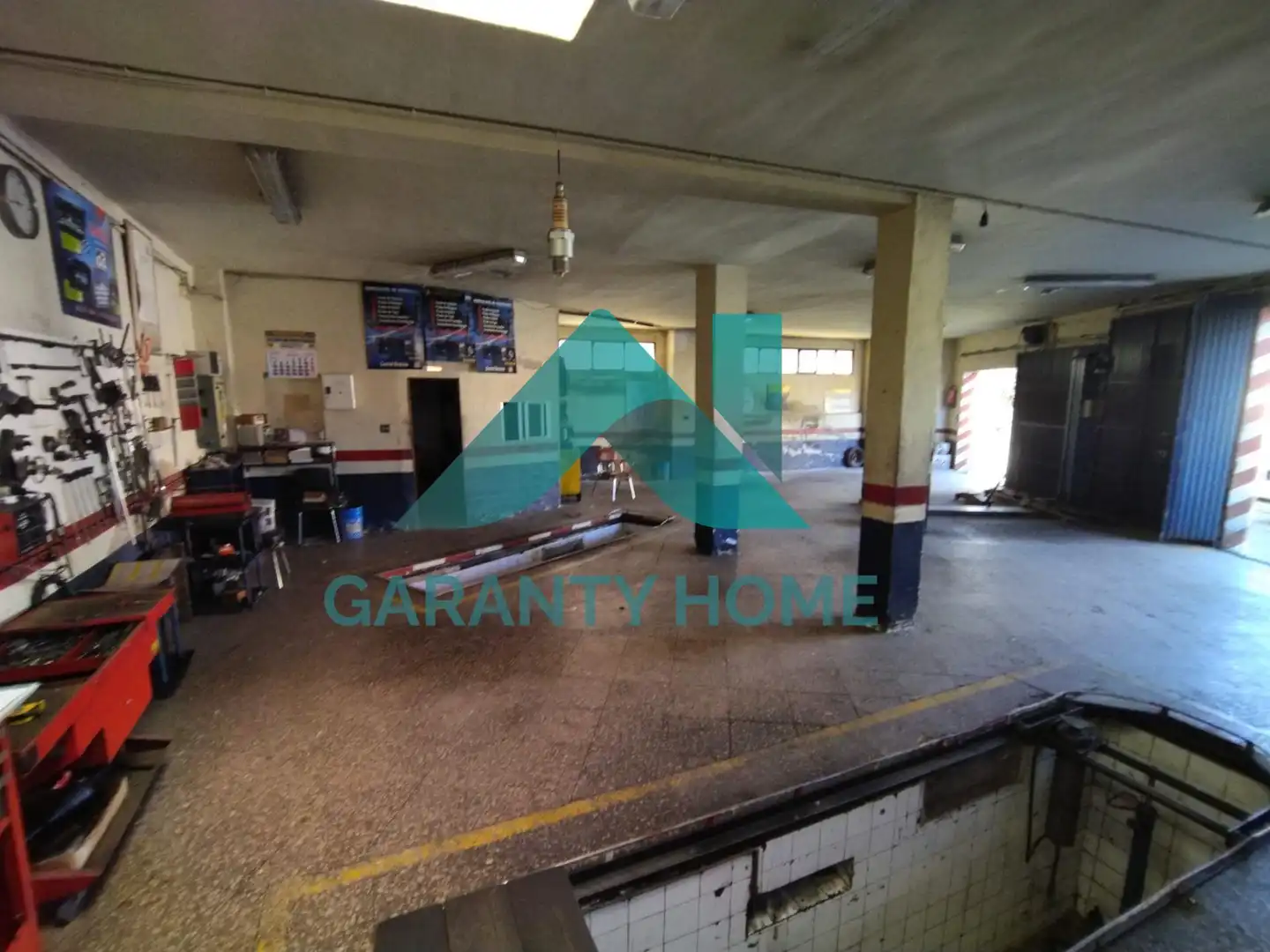 Local comercial en venda a Casco Antiguo