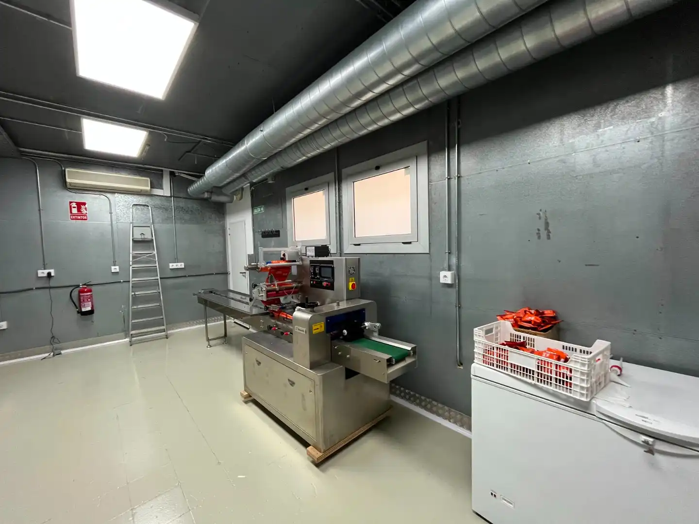 Cocina de Local en traspaso en Barcelona con Aire acondicionado, Calefacción y Amueblado