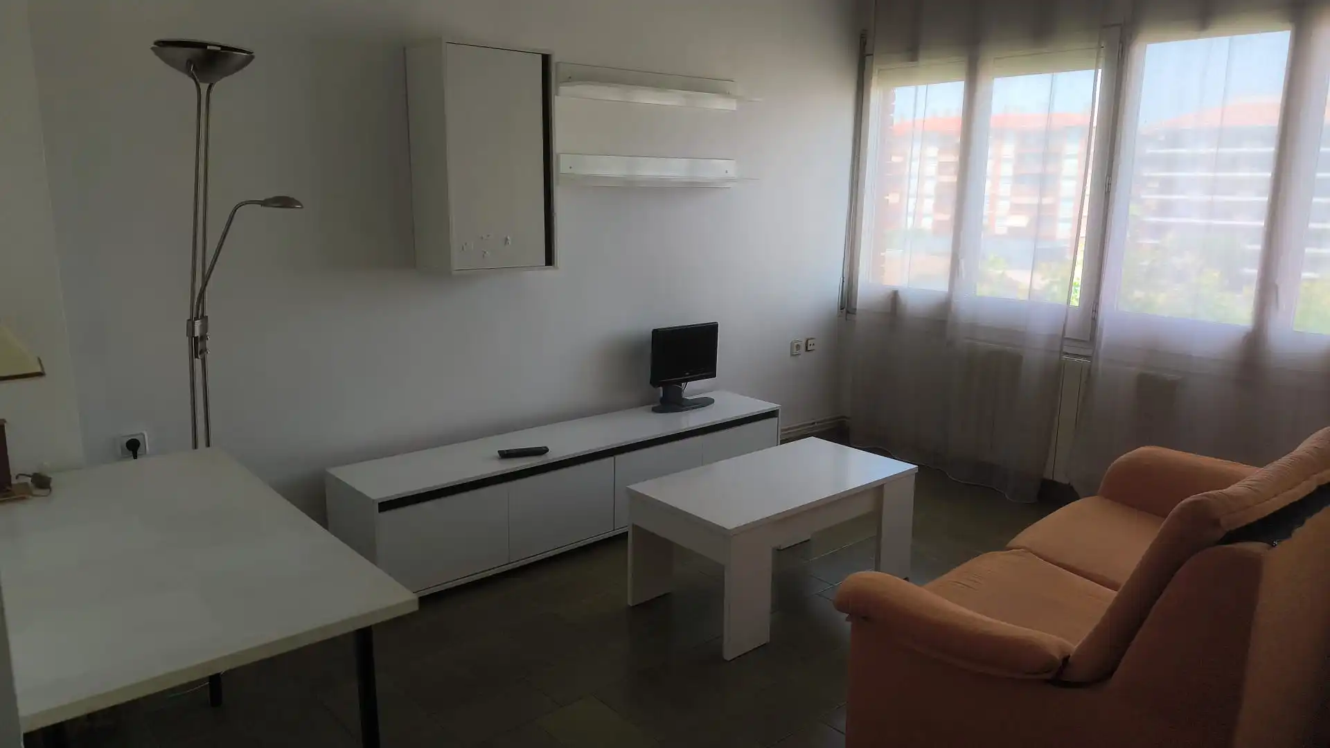 Sala de estar de Piso de alquiler en Igualada con Calefacción, Amueblado y Horno
