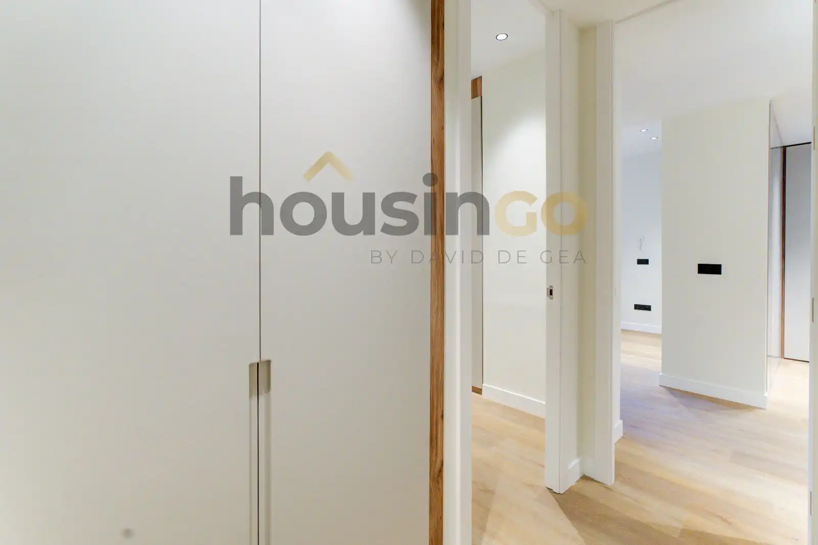 Flat for sale in Madrid  with Air Conditioner, Heating and Oven