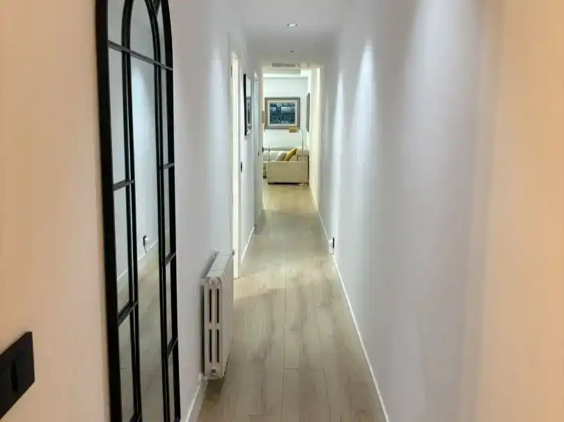 Flat for sale in  Madrid Capital  with Air Conditioner