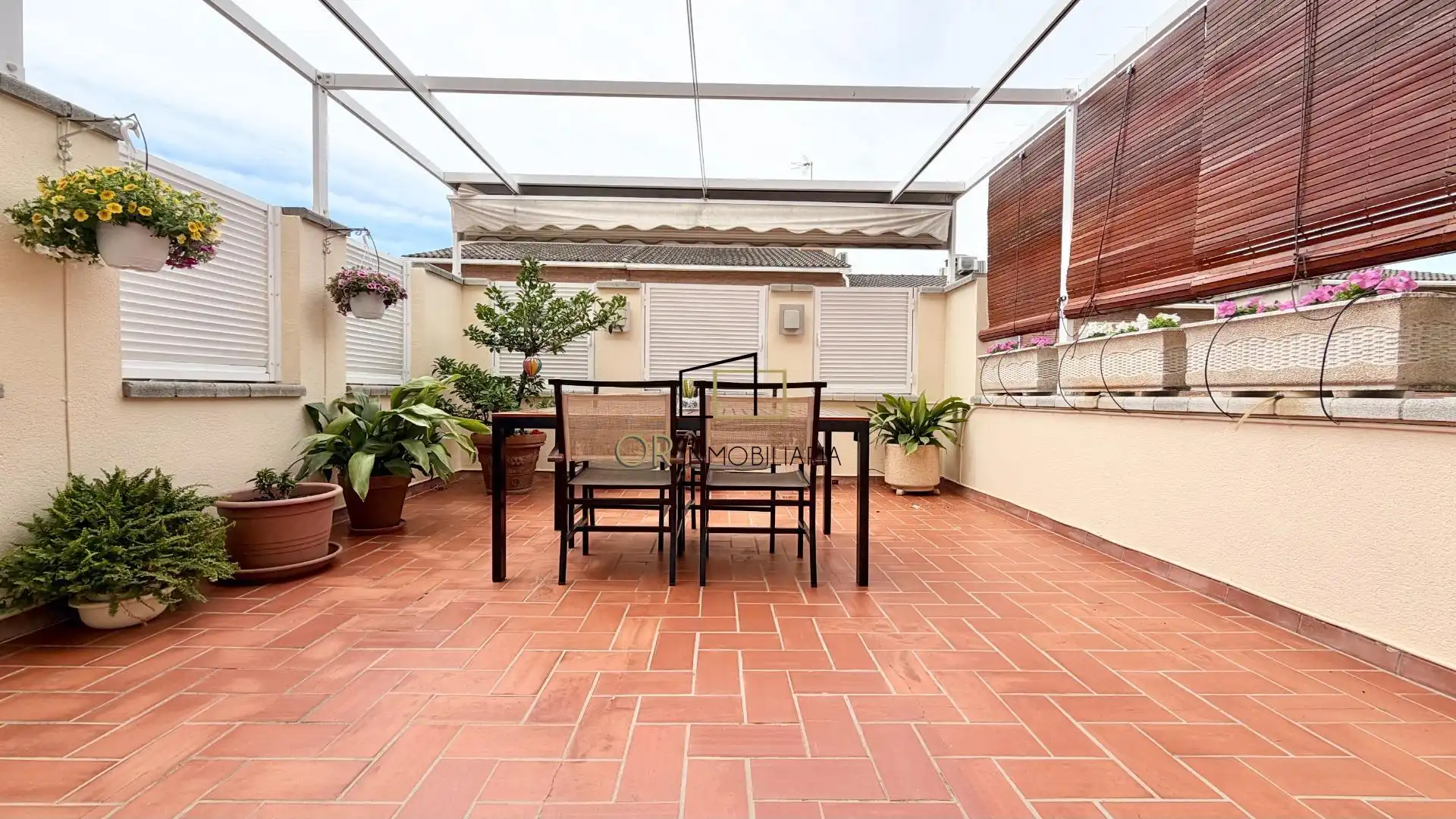 Terrassa de Casa o xalet en venda en Vilafranca del Penedès amb Aire condicionat, Calefacció i Jardí privat