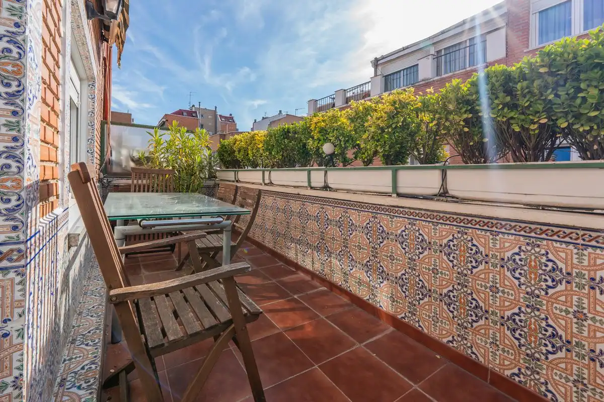 Terrassa de Pis en venda en Madrid amb Calefacció, Terrassa i Balcó