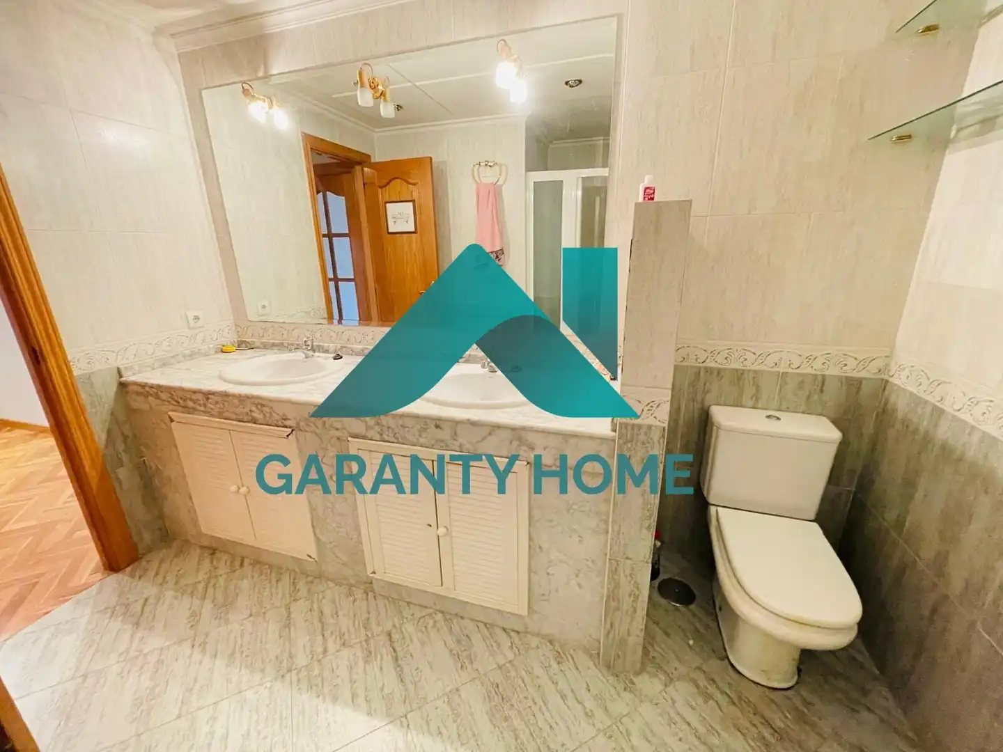 Baño de Piso en venta en Cáceres con Aire acondicionado, Calefacción y Parquet