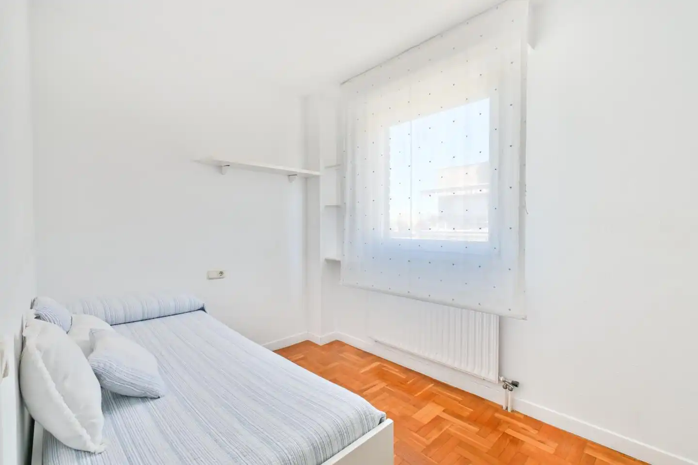 Habitación de Piso de alquiler en Barañáin / Barañain con Calefacción, Parquet y Trastero