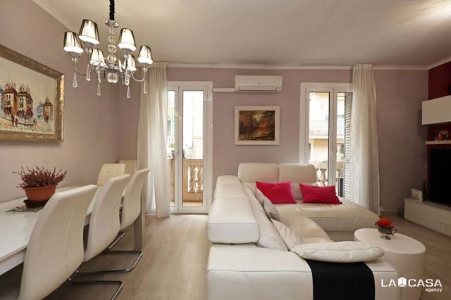 Piso en Venta en El Poble Sec - Parc de Montjuïc