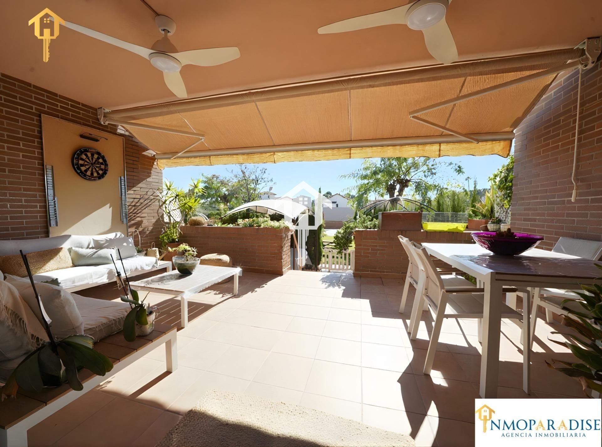 Terraza de Casa adosada en venta en Alicante / Alacant con Aire acondicionado, Jardín privado y Terraza