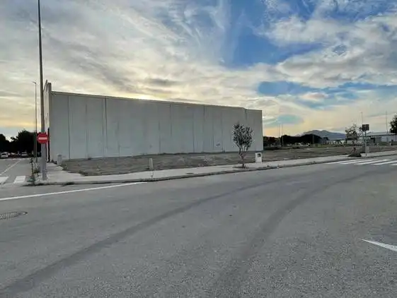 Vista exterior de Terreno industrial en venta en Orihuela