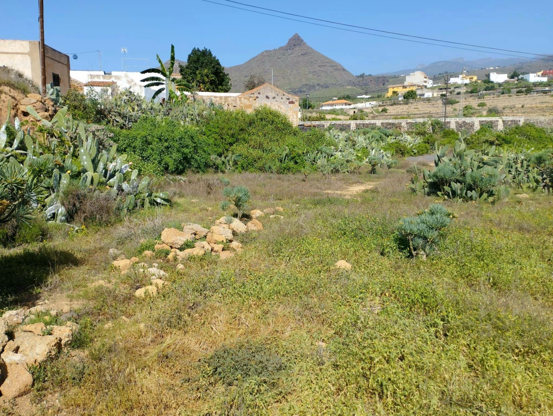 Land for sale in Arona