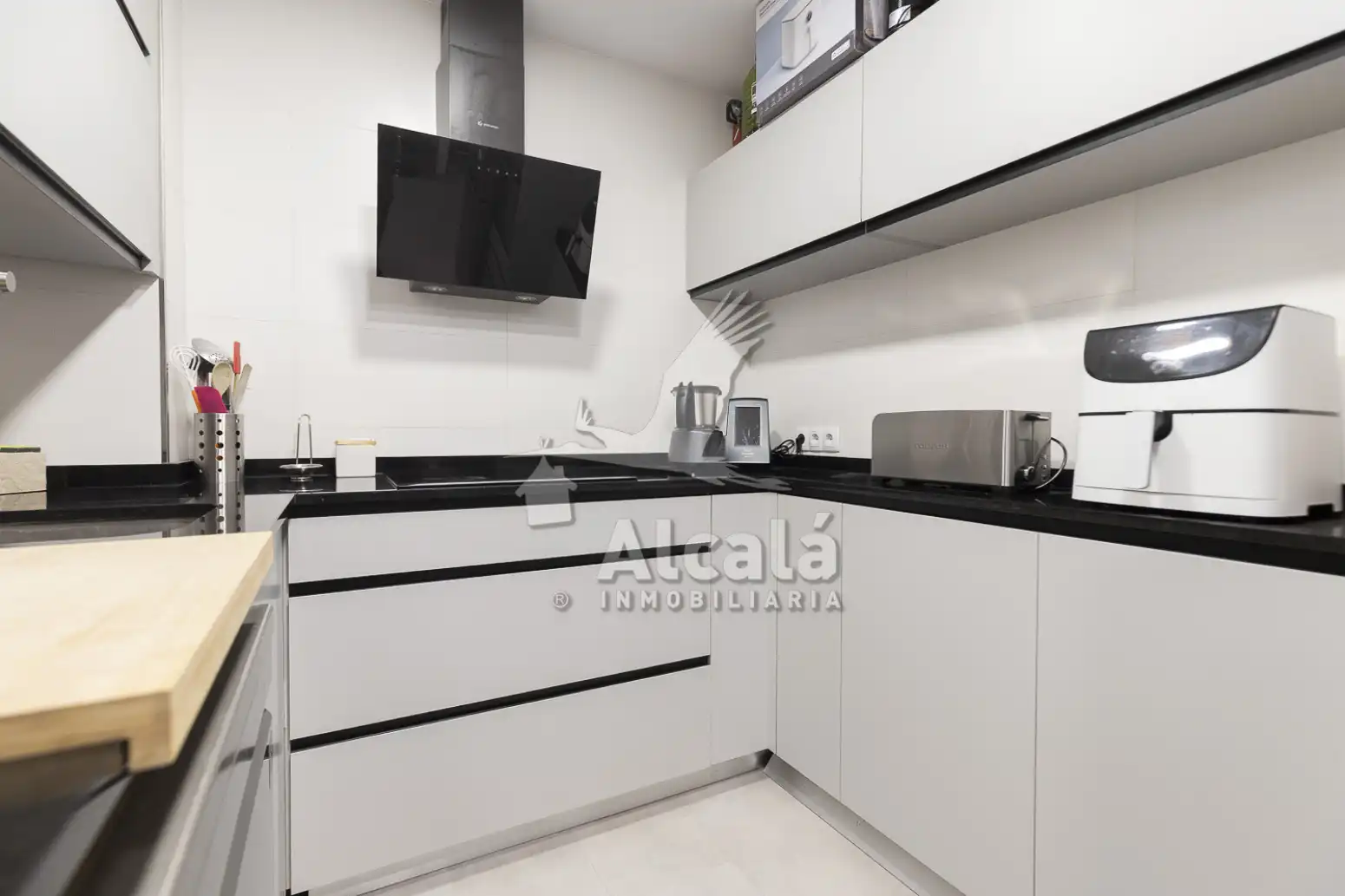 Cocina de Piso en venta en Alcalá de Henares con Aire acondicionado, Calefacción y Terraza