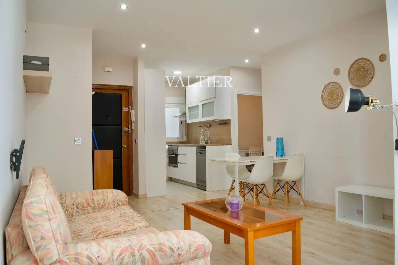 Sala de estar de Piso de alquiler en Madrid con Aire acondicionado, Calefacción y Amueblado