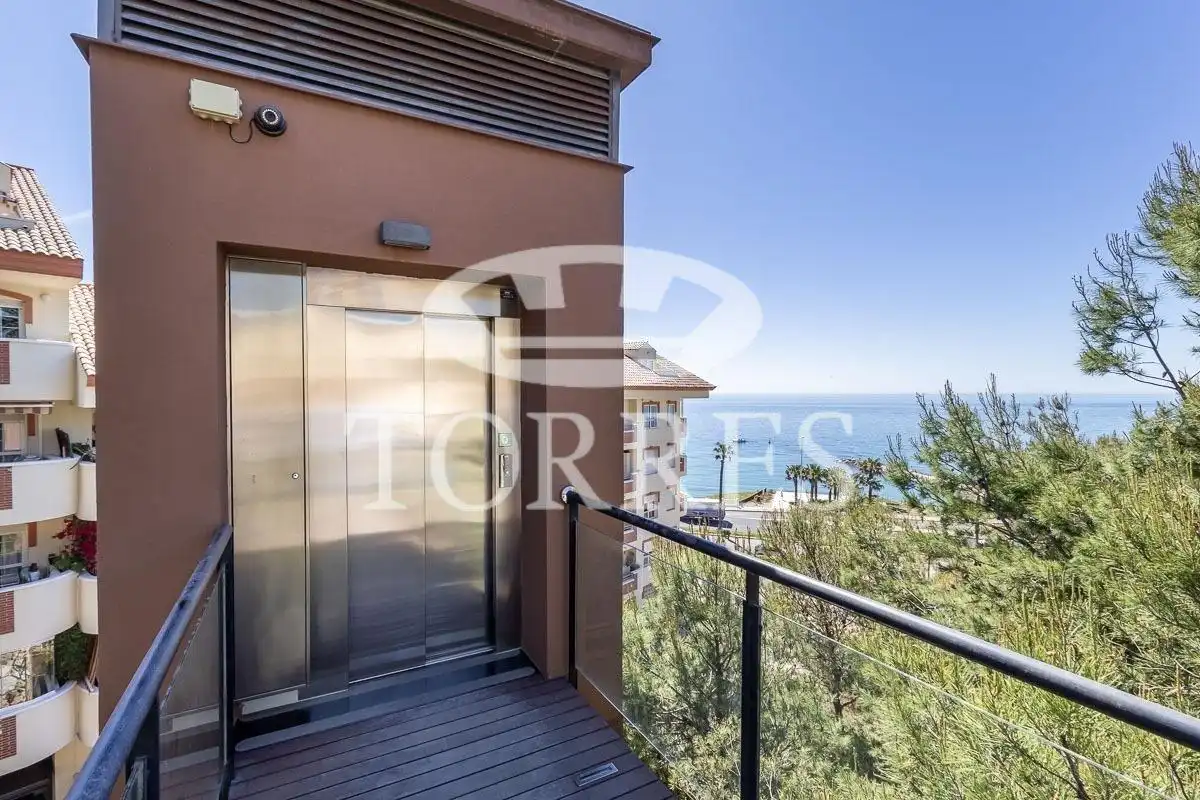 Vista exterior de Pis en venda en Benalmádena amb Aire condicionat, Terrassa i Traster
