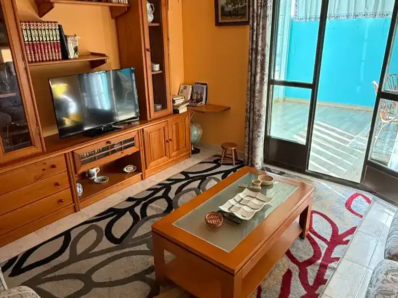 Sala d'estar de Pis en venda en O Barco de Valdeorras   amb Jardí privat, Parquet i Traster