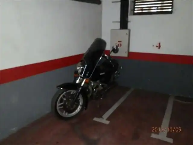 Moto de lloguer a Calle Comercio 16, imagen 4