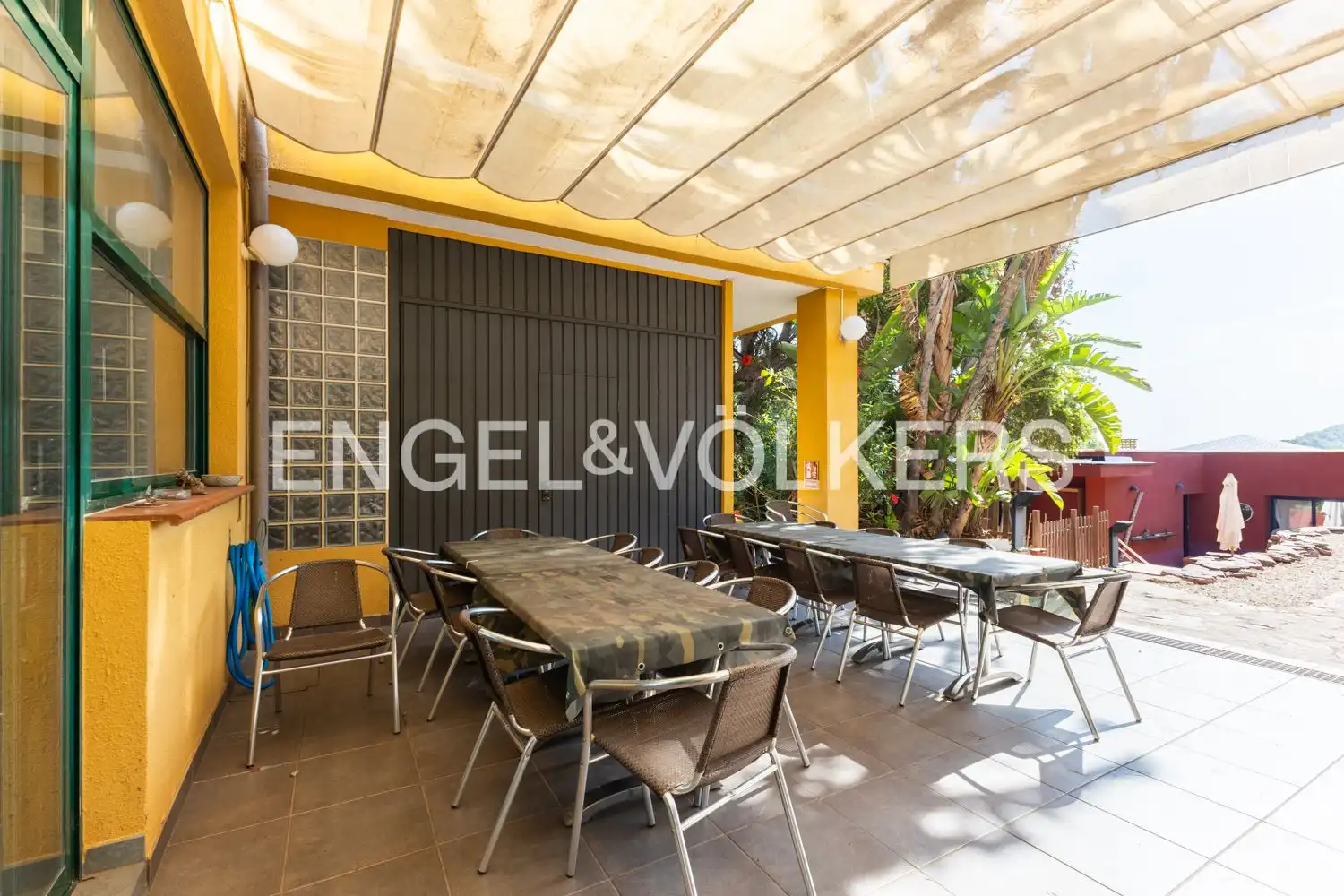 Terraza de Casa o chalet en venta en Gilet con Aire acondicionado, Calefacción y Jardín privado