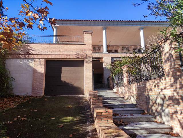 Casa-chalet en Venta en Del Alcotán en Layos