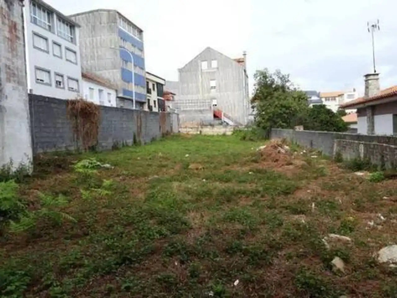 Terreno residenziale in vendita a Santa Uxía de Ribeira, imagen 3