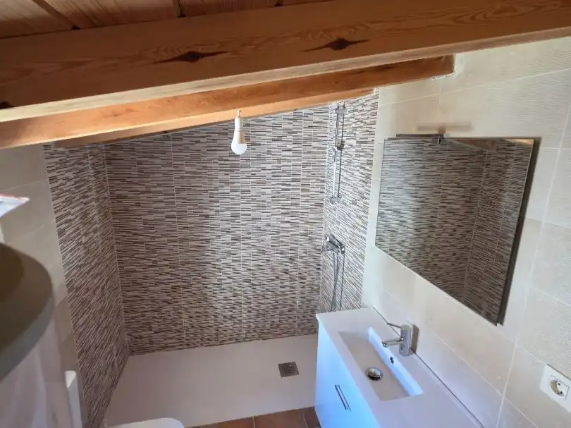 Badezimmer von Geschaftsraum zum Verkauf in Villalmanzo