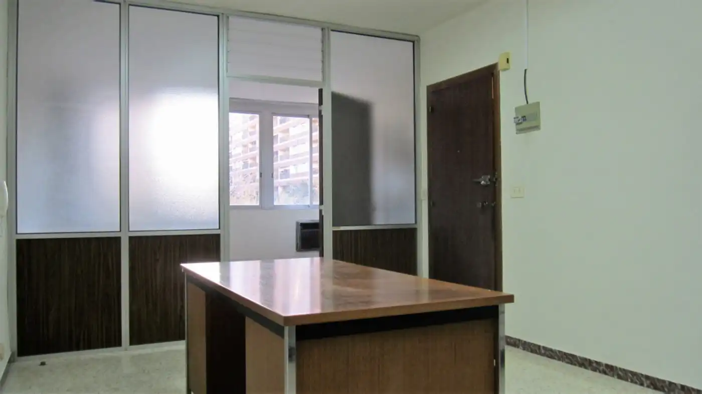 Ufficio in vendita a Plaza DOCTOR MARAÑON 1, imagen 2