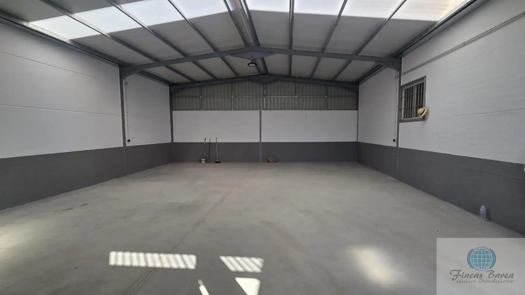 Industrial buildings for rent in Las Lagunas